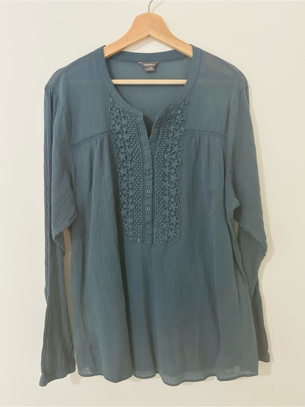 Eddie Bauer Lace Crochet Detail Crinkle Gauze Henley Blouse Teal Green XL